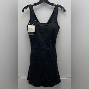 NWT. HALARA, Medium, Classic Black Sleeveless Dress Skort